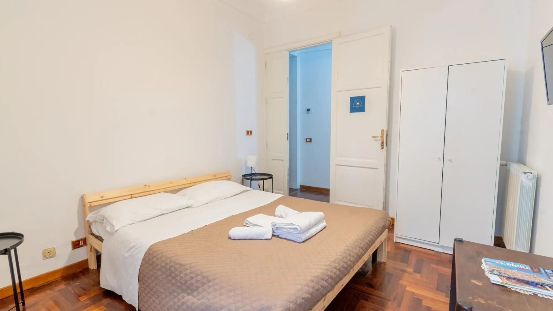 Гостевой дом Mariano Apartment Палермо Италия